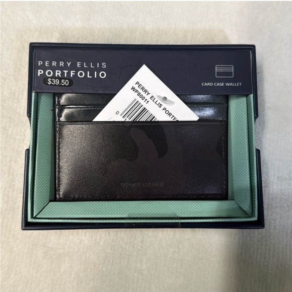 Perry Ellis Portfolio Camo Leather Card Case Wallet - Picture 1 of 1